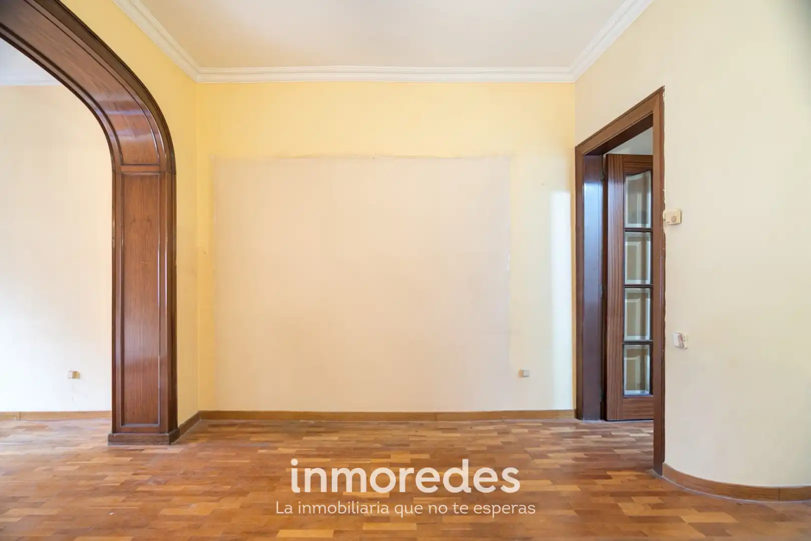 Habitación de Piso en venta en Barcelona con Parquet y Horno
