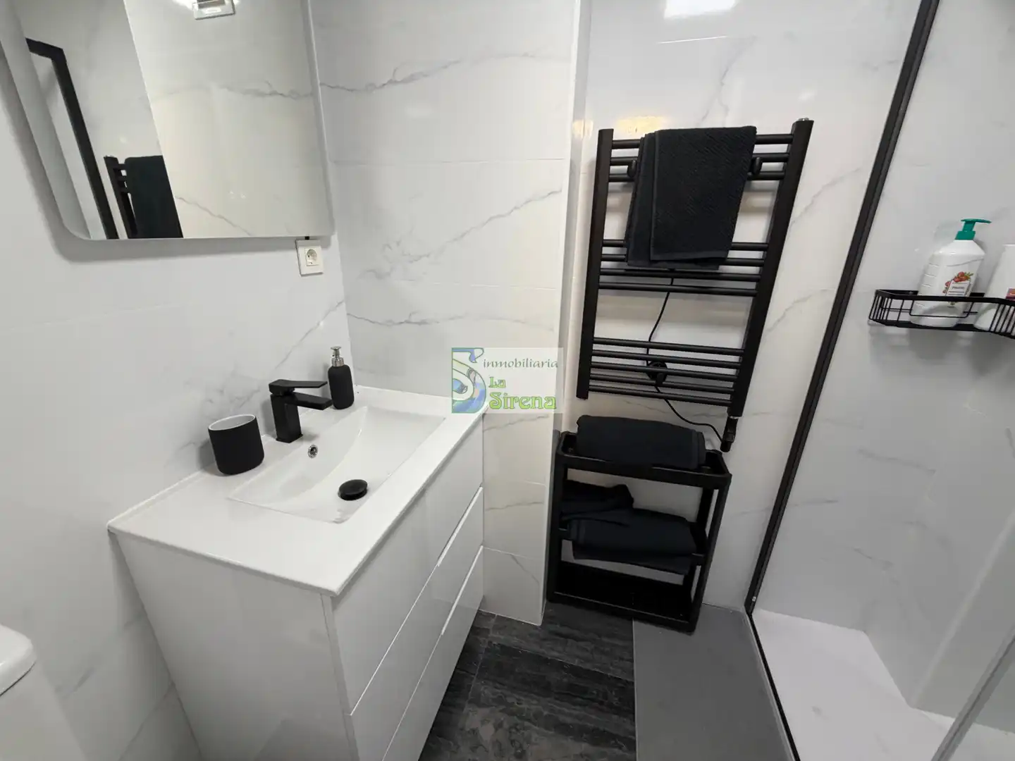 Apartament amb piscina de lloguer a Paseo Ocharan Mazas 13, imagen 15