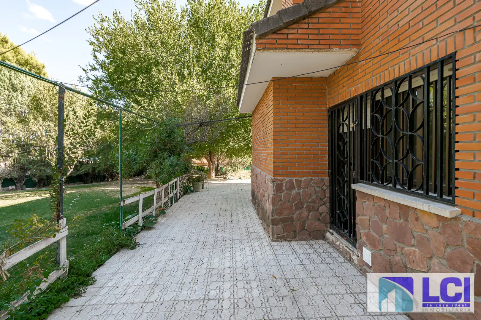 Jardín de Casa o chalet en venta en Villalbilla con Calefacción, Jardín privado y Terraza