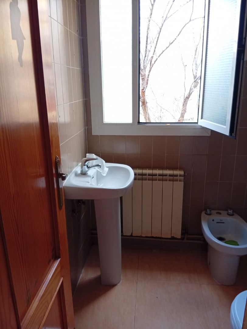 Bathroom of Flat for sale in Tomelloso  with Heating