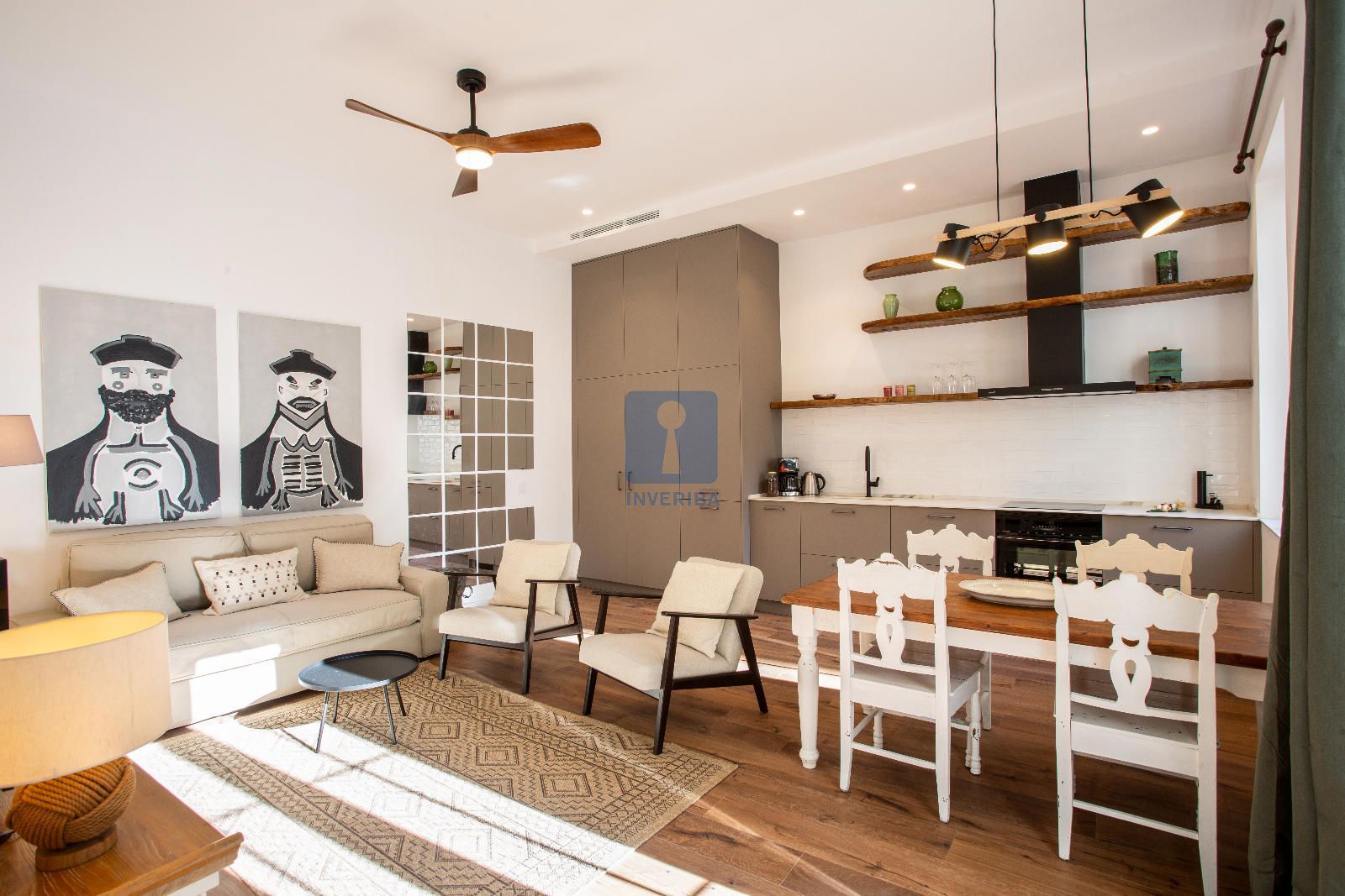 Living room of Flat to rent in  Madrid Capital  with Air Conditioner, Heating and Terrace