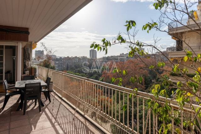 Piso en Venta en Ferran Agullo en Sant Gervasi- Galvany