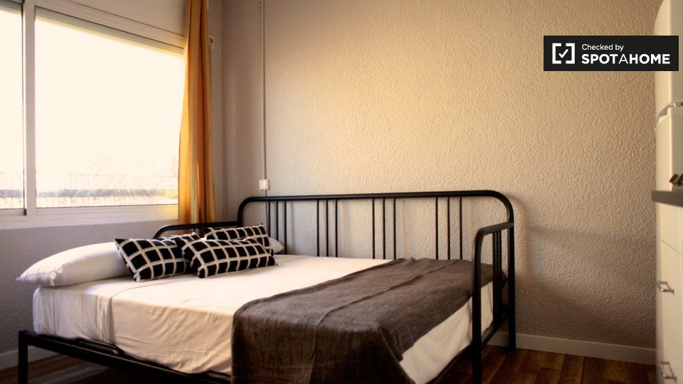 Bedroom of Flat to rent in  Barcelona Capital  with Air Conditioner, Heating and Furnished