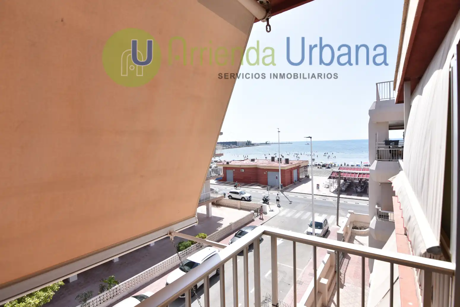 Terrassa de Pis de lloguer en Santa Pola amb Aire condicionat, Calefacció i Moblat