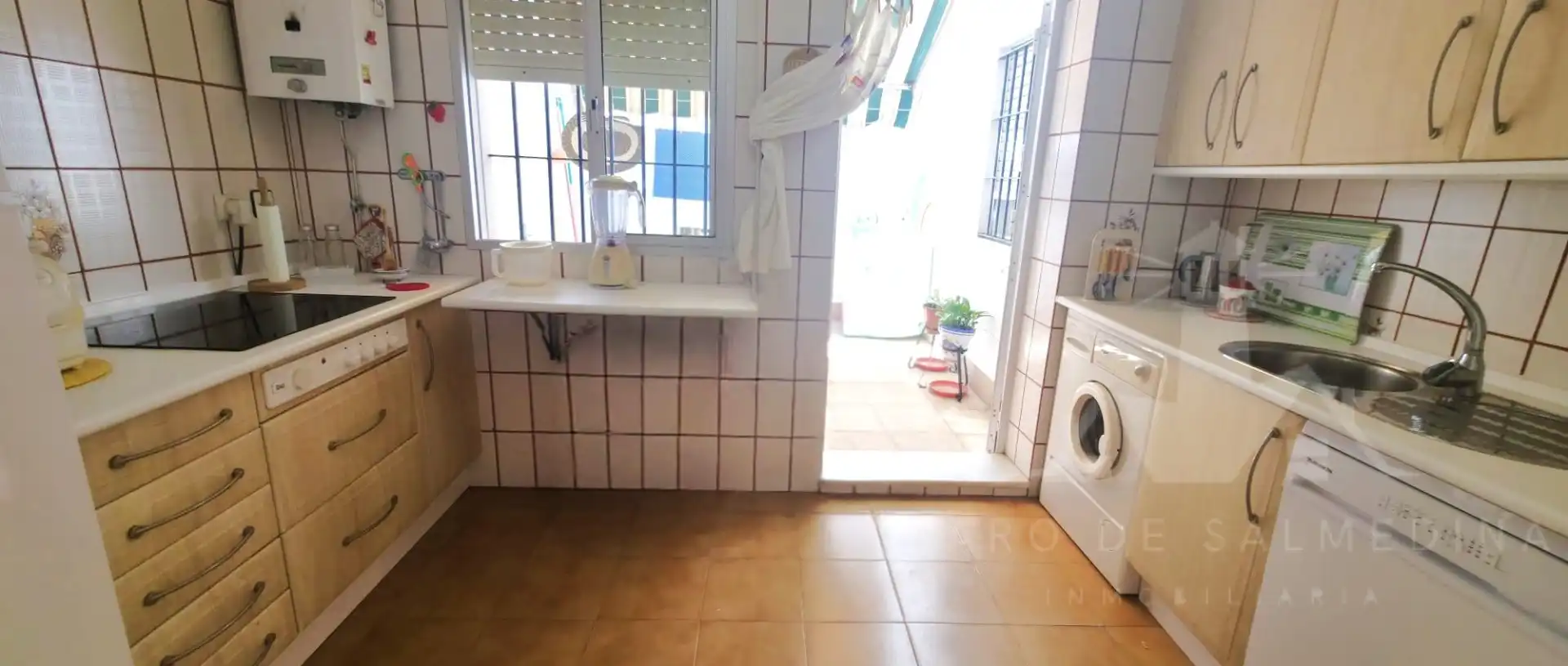 Baño de Piso en venta en Chipiona con Terraza