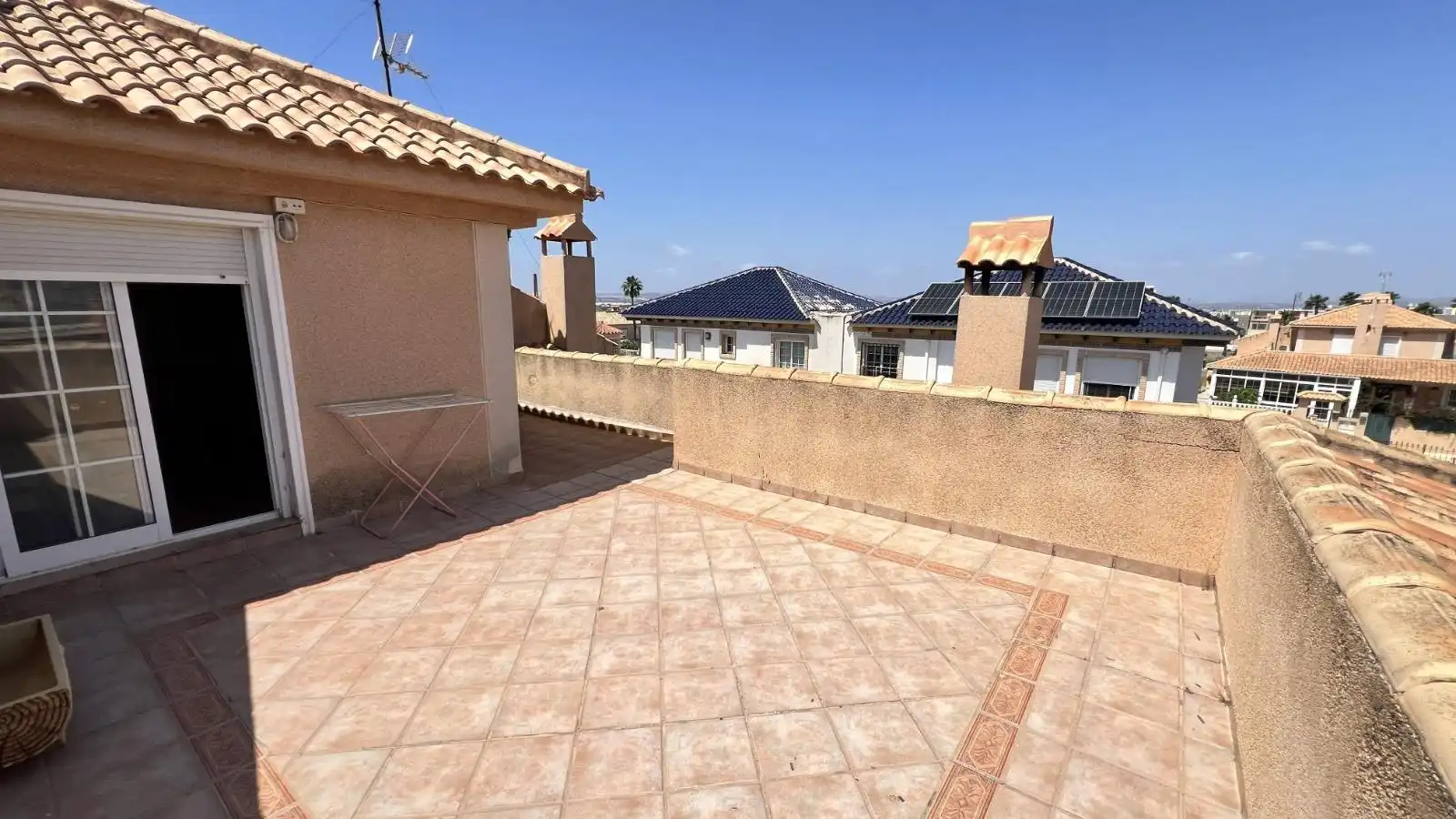 Terraza de Casa adosada en venta en Torrevieja con Aire acondicionado, Jardín privado y Terraza