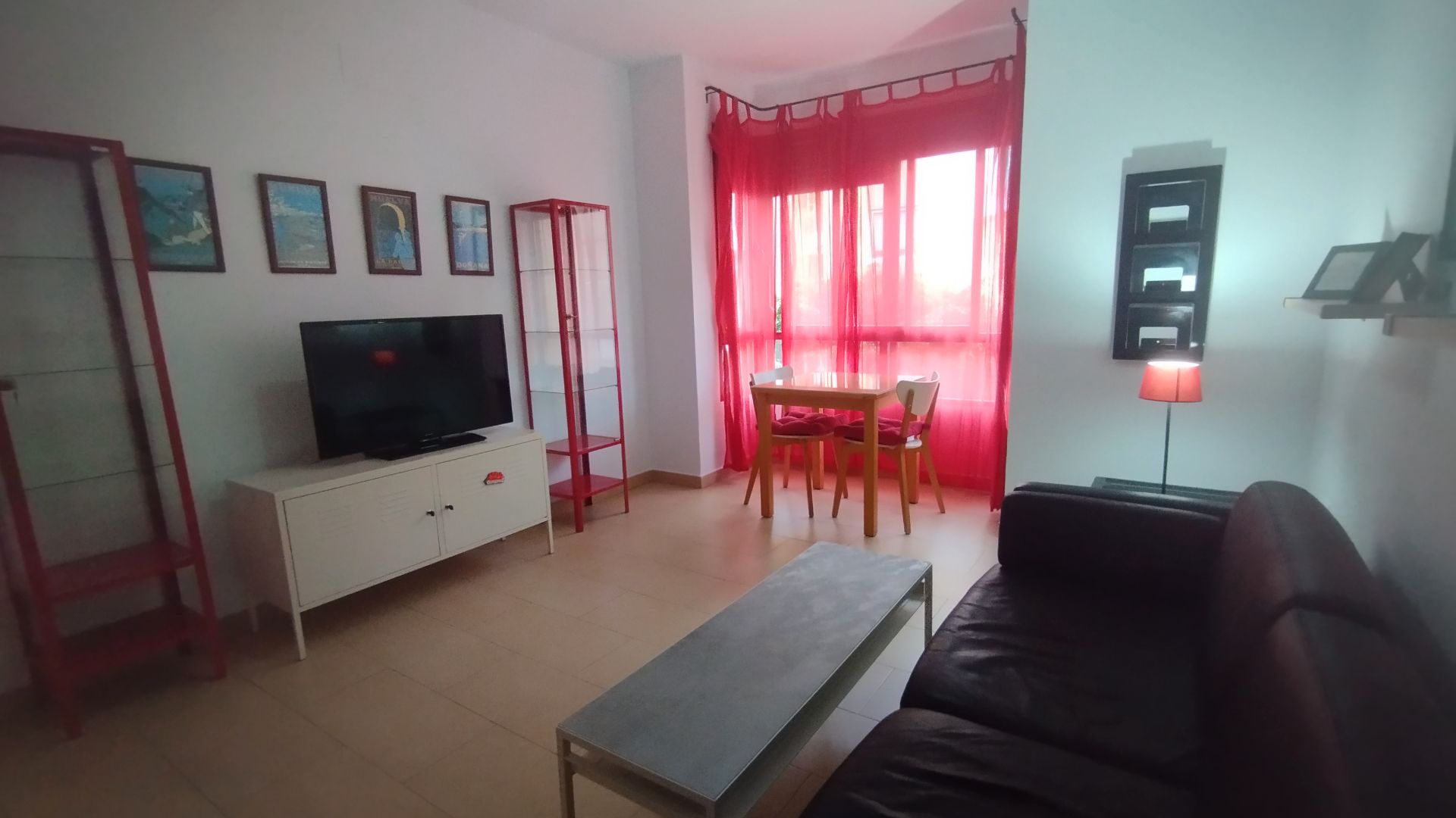 Sala d'estar de Pis de lloguer en  Huelva Capital amb Aire condicionat, Calefacció i Moblat