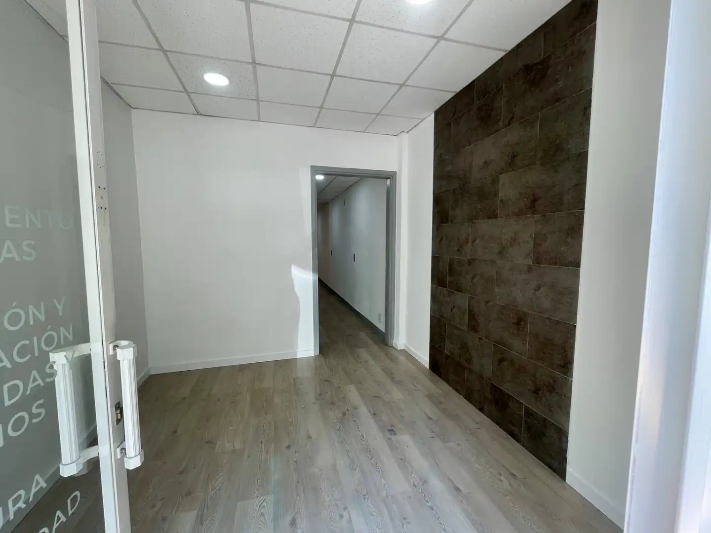 Local comercial de lloguer a Calle de Mallorca, imagen 12