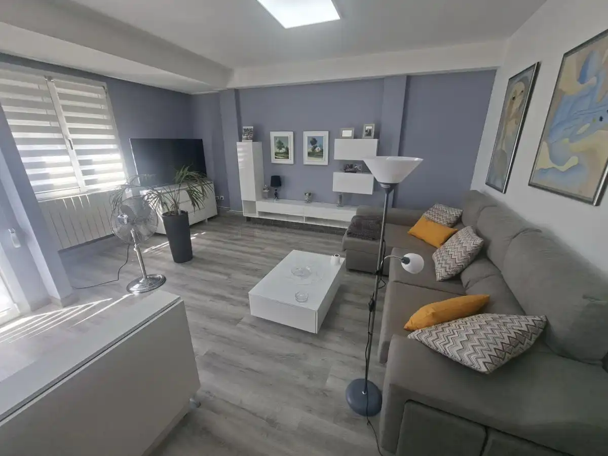 Sala d'estar de Apartament en venda en Vitoria - Gasteiz amb Calefacció, Parquet i Terrassa
