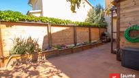 Jardí de Casa adosada en venda en Torredembarra amb Aire condicionat, Calefacció i Jardí privat