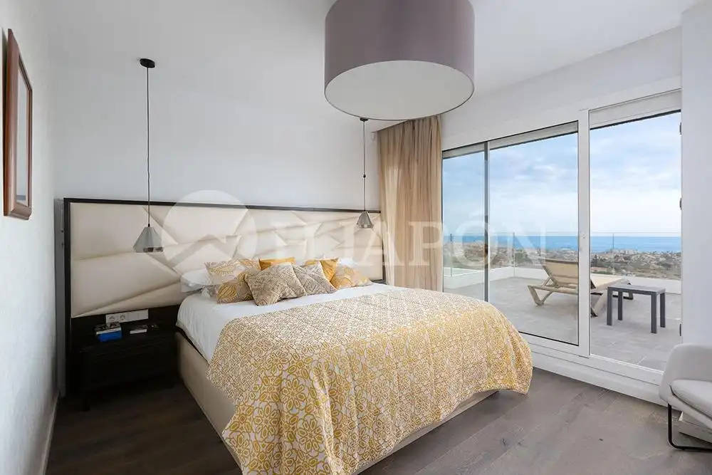 Habitación de Casa o chalet en venta en Alella con Aire acondicionado, Calefacción y Jardín privado