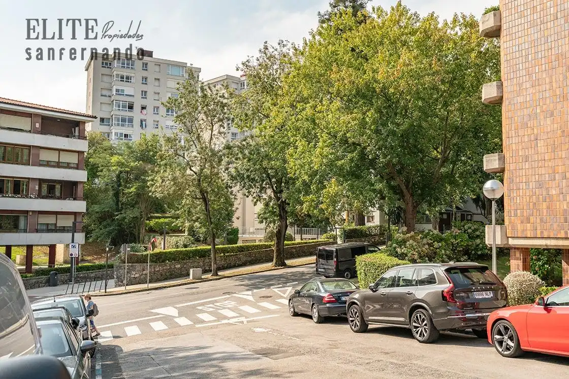 Apartments for sale in Calle Calle Joaquín Costa, El Sardinero