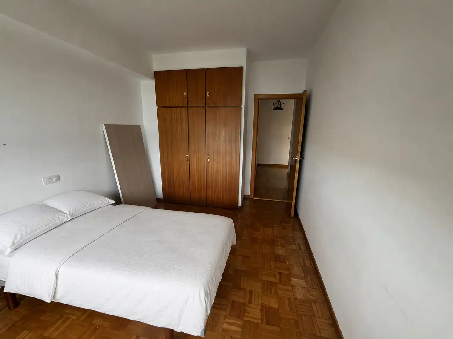 Habitación de Piso de alquiler en Ferrol con Calefacción, Terraza y Amueblado