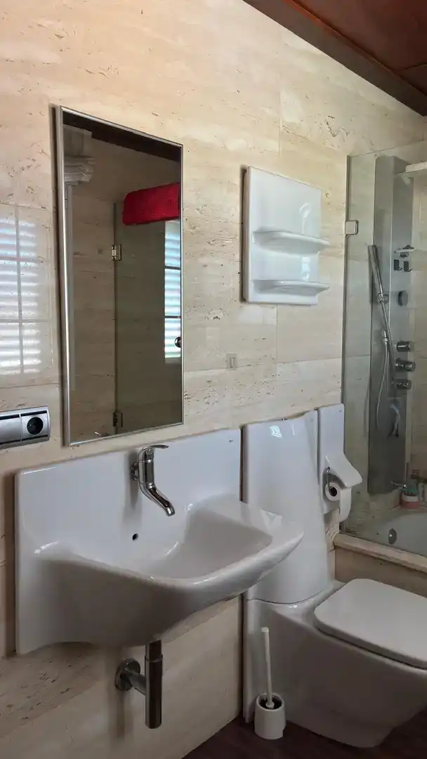 Bany de Casa o xalet en venda en Ogíjares amb Aire condicionat i Piscina