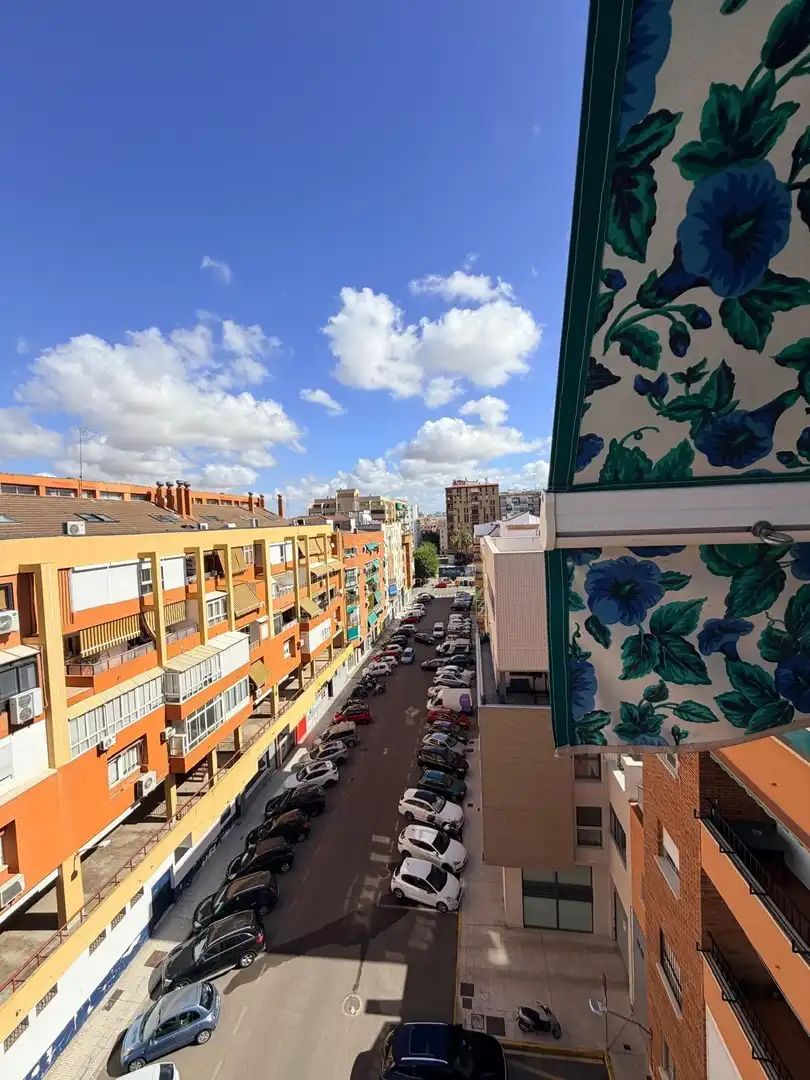 Vista exterior de Piso en venta en Badajoz con Aire acondicionado, Calefacción y Balcón