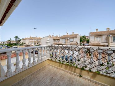 Wohnung mit Balkon zum Verkauf in Calle Licenciado Vidriera