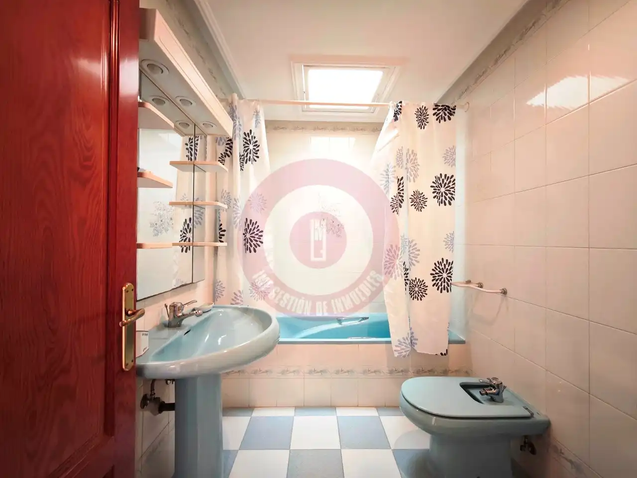 Bany de Casa o xalet en venda en Vélez-Málaga amb Jardí privat i Terrassa