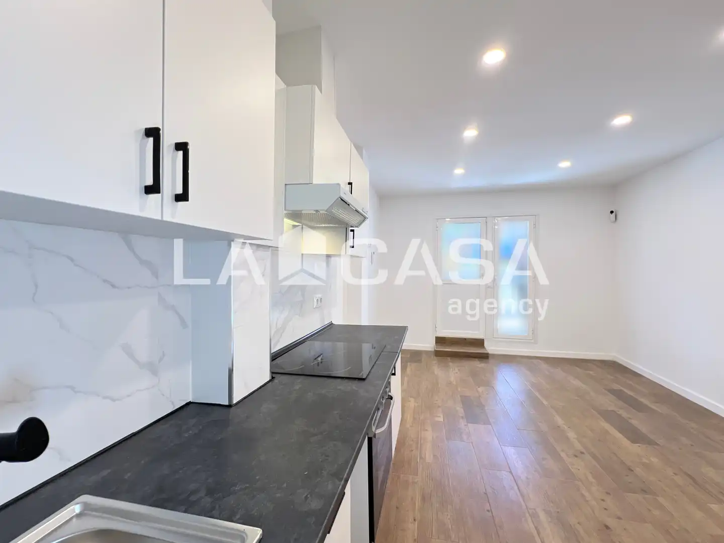 Local comercial en venta en Salut - Lloreda, imagen 4