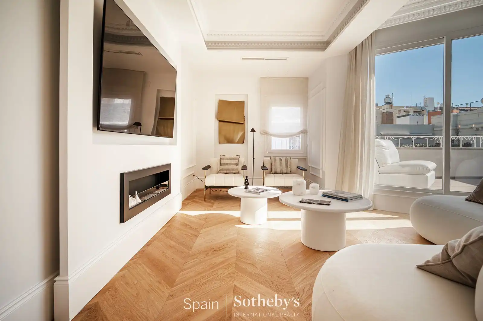 Sala d'estar de Apartament en venda en Madrid amb Aire condicionat, Calefacció i Terrassa