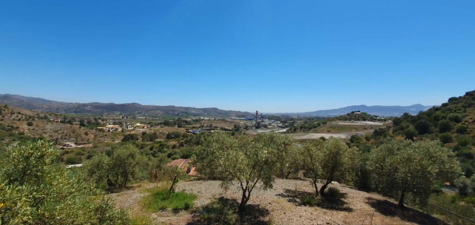 Vista exterior de Finca rústica en venda en Málaga amb Aire condicionat, Calefacció i Jardí privat