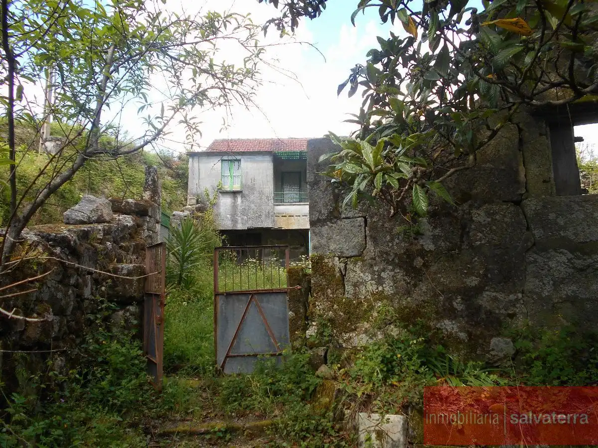 Vista exterior de Casa o xalet en venda en Covelo amb Terrassa