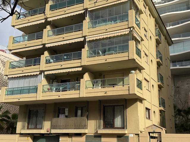 Apartamento en Alquiler en Avenida CARVAJAL en Las Gaviotas  - Carvajal