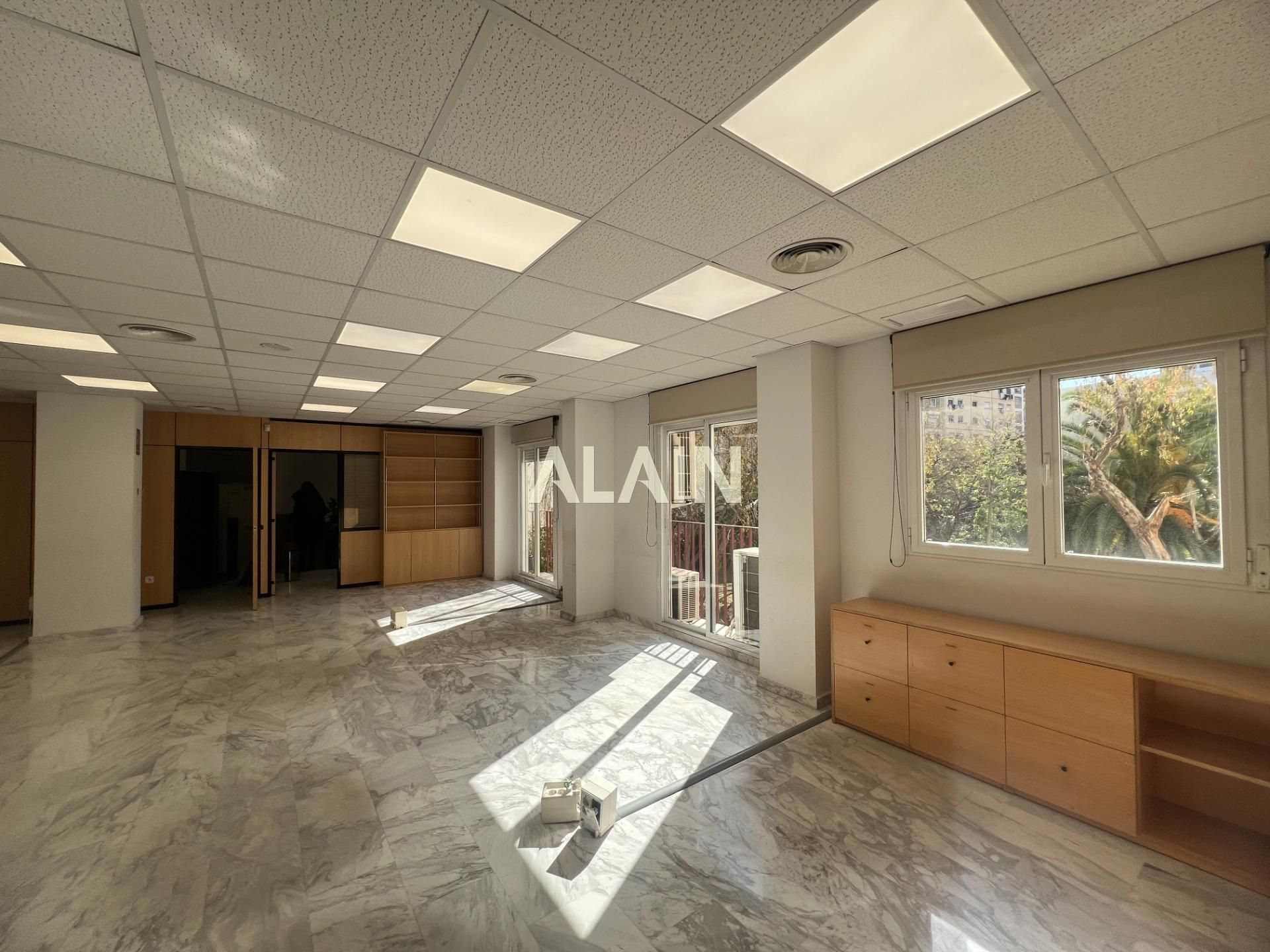 Oficina de alquiler en  Valencia Capital con Aire acondicionado y Calefacción