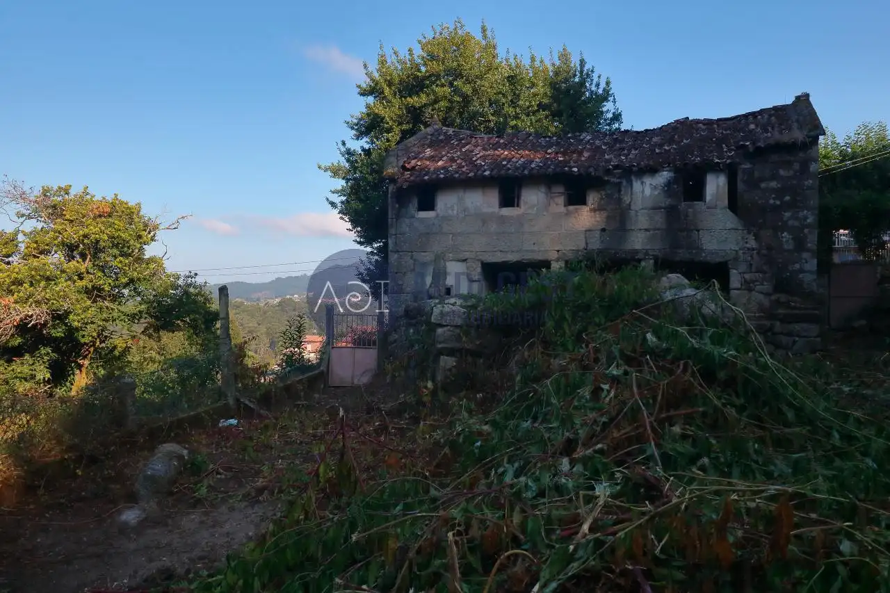 Casa rústica amb jardí en venda a Rua Carballas, imagen 3