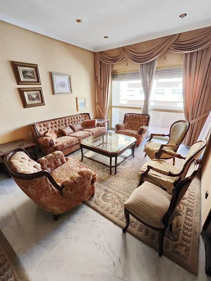 Wohnzimmer von Wohnung zum Verkauf in Sevilla mit Klimaanlage, Terrasse und Gemeinschaftspool