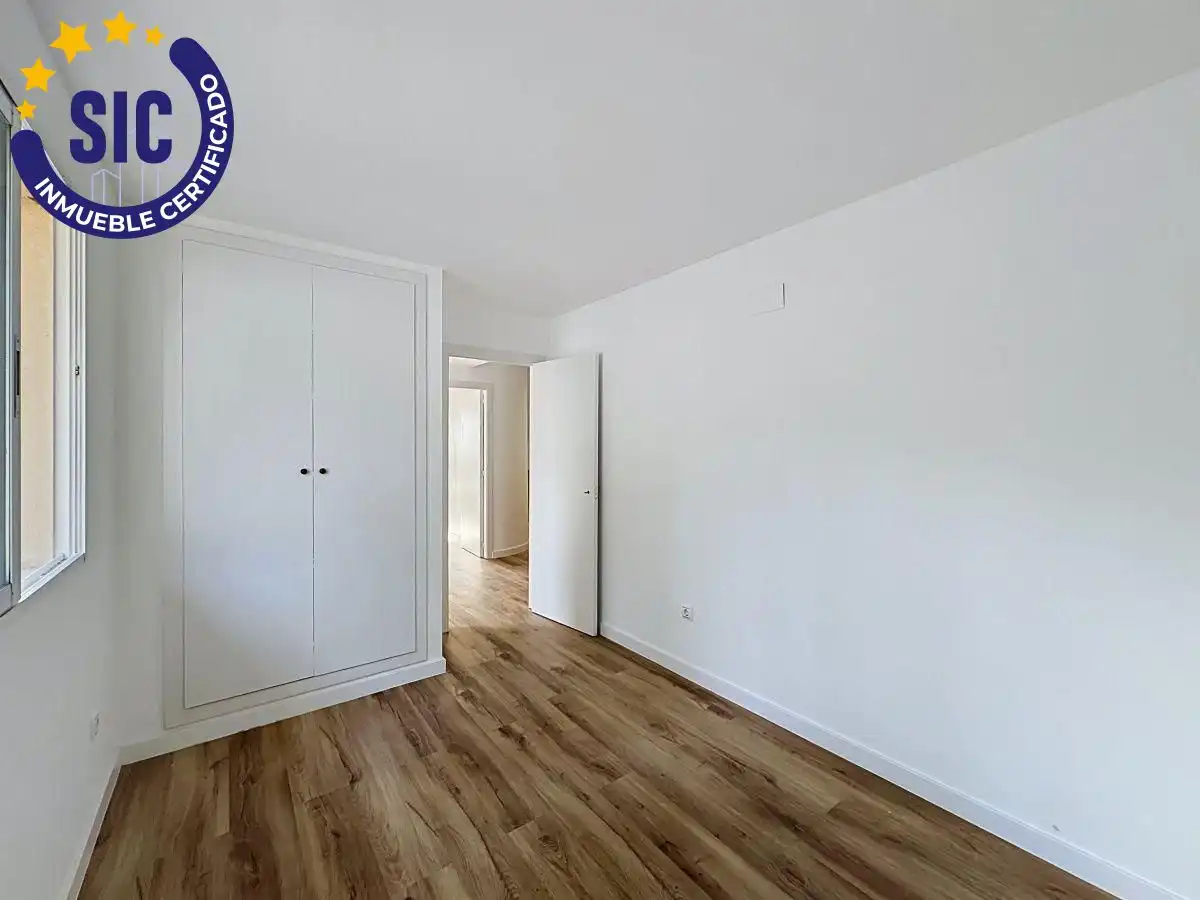 Chalet con jardín en venta en Calle JULIO ROMERO DE TORRES, imagen 14