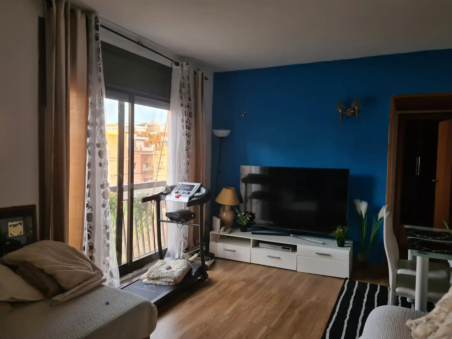Wohnzimmer von Wohnung zum Verkauf in Montcada i Reixac mit Klimaanlage, Heizung und Parkett