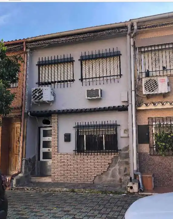 Haus zum Verkauf in Sur