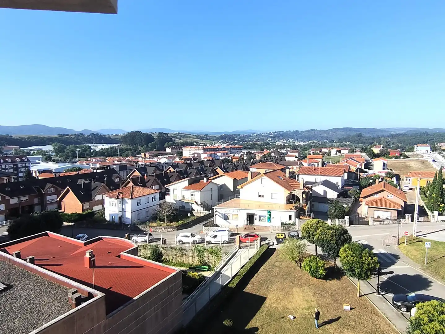 Vista exterior de Pis en venda en Camargo amb Calefacció i Traster