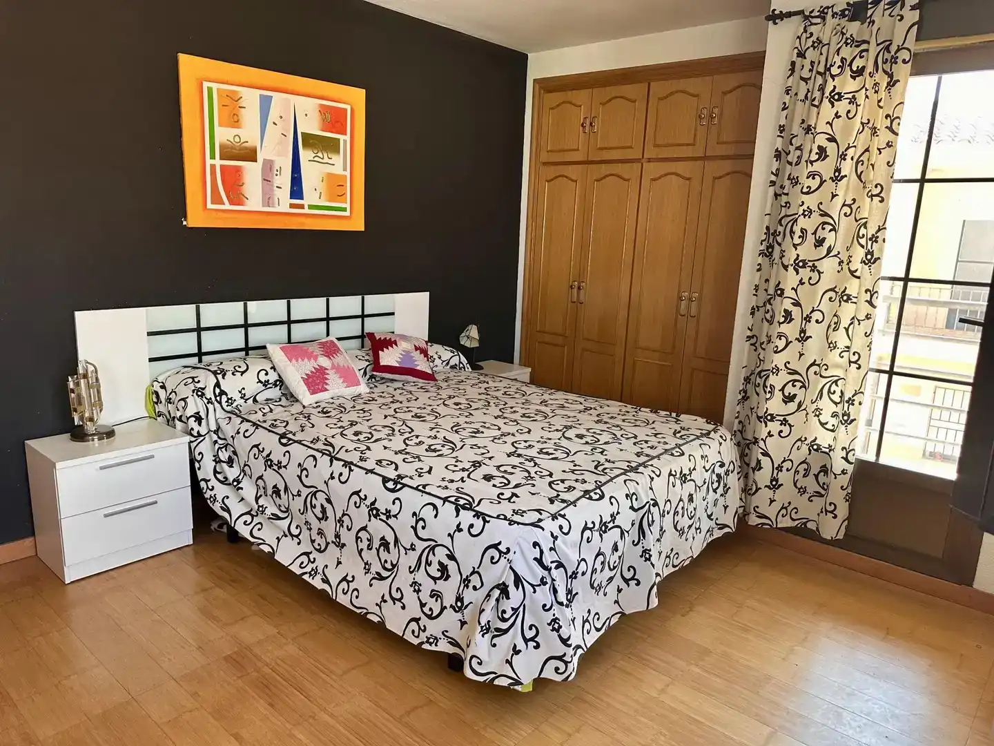 Habitación de Casa adosada en venta en Utiel con Aire acondicionado, Trastero y Balcón