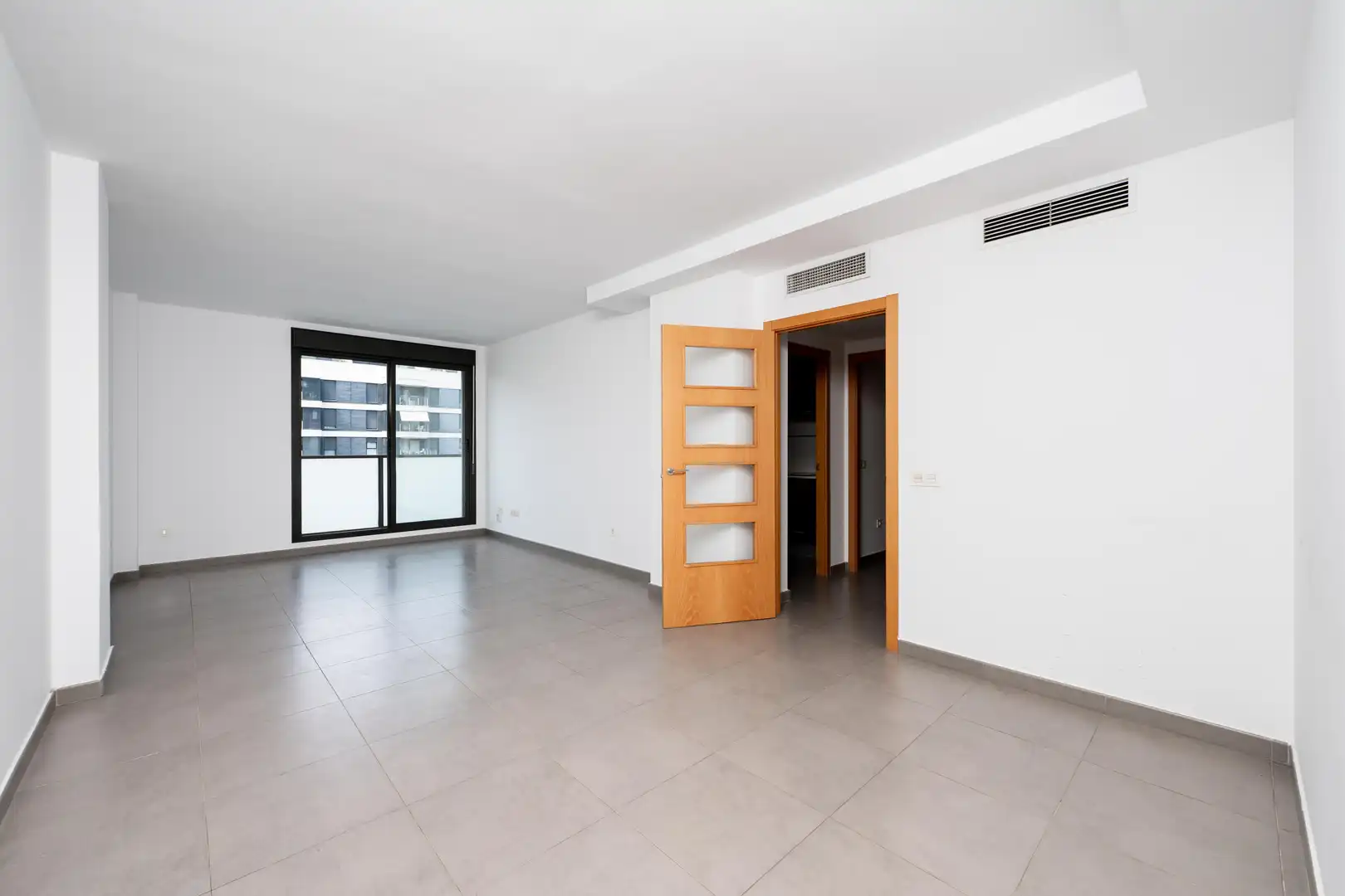 Piso con ascensor en venta en Benicalap, imagen 2