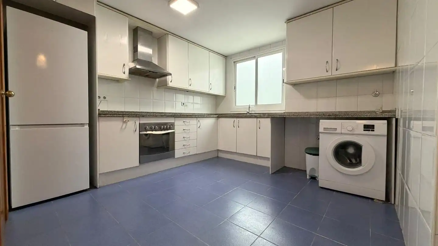 Flat with lift for sale in calle de Móra d'Ebre, imagen 6