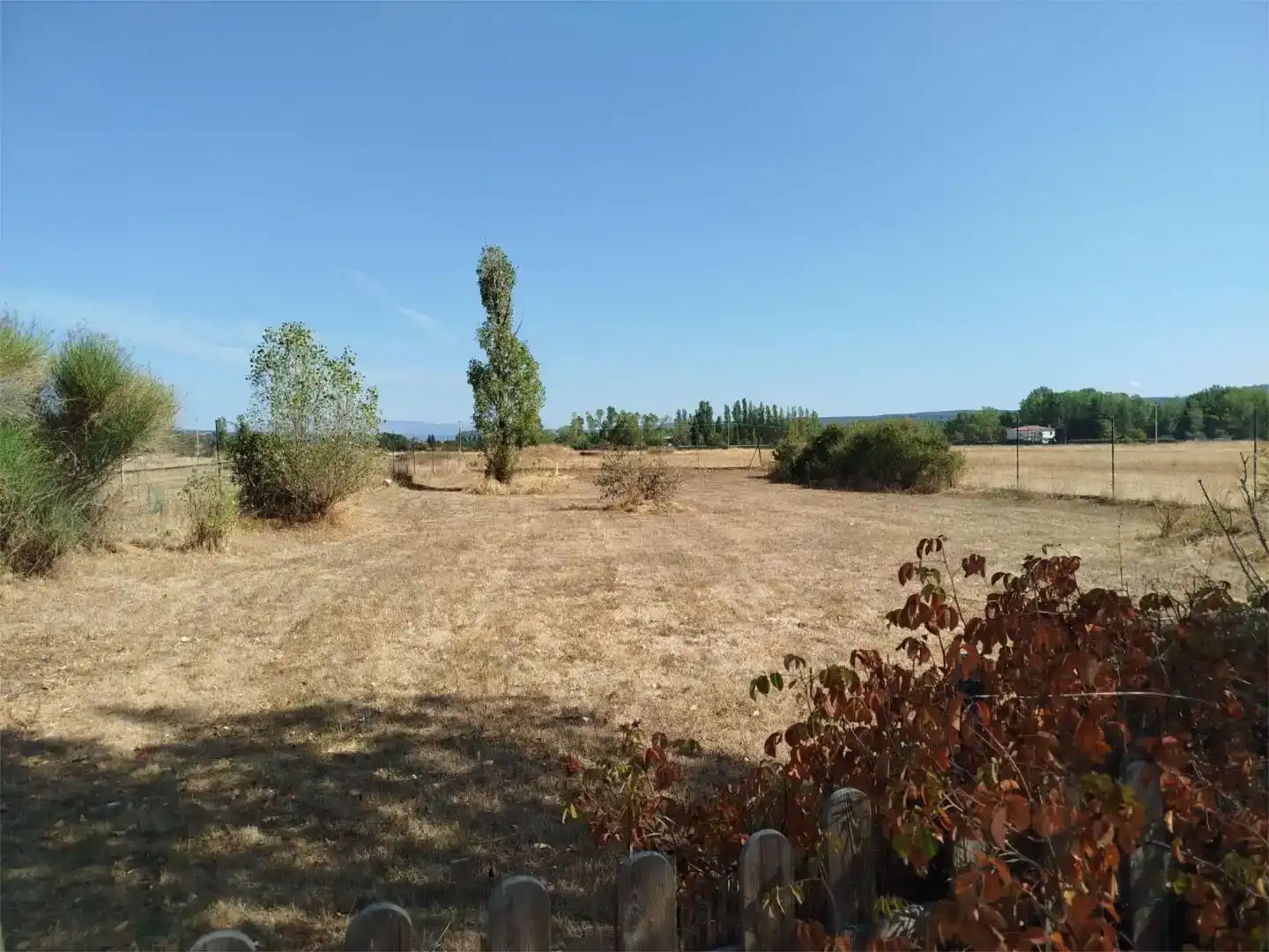 Finca rústica en venda en Garrafe de Torío amb Jardí privat, Parquet i Moblat