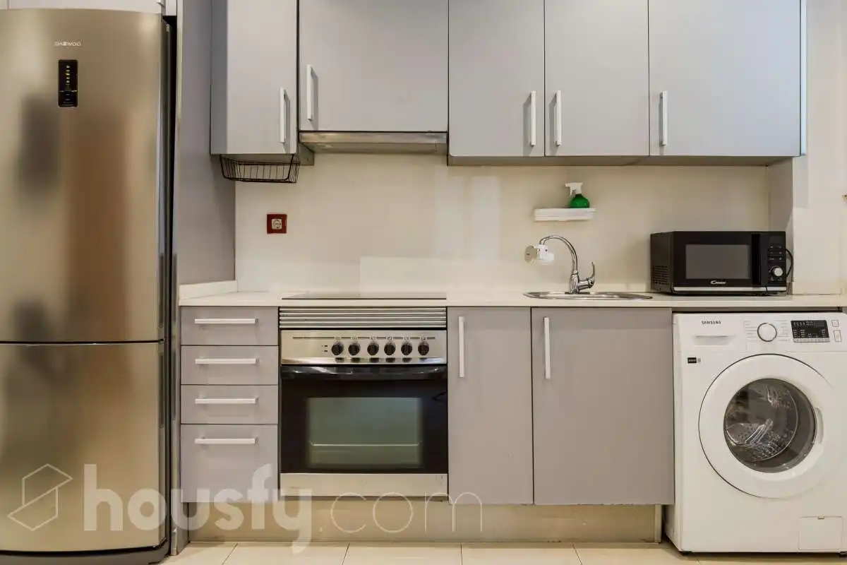 Kitchen of Flat for sale in Barcelona  with Air Conditioner and Furnished