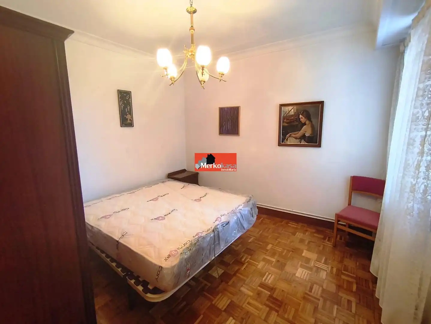 Schlafzimmer von Wohnung zur Miete in Lugo mit Heizung und Möbliert