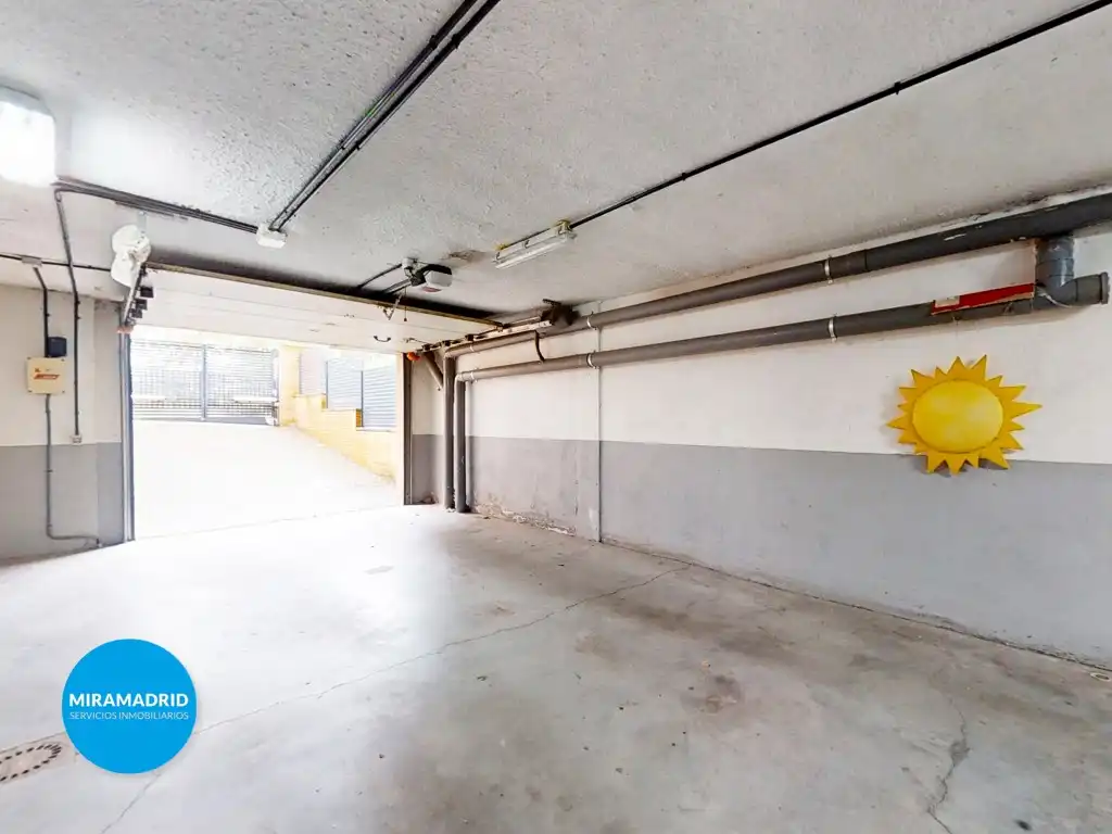 Parking de Casa adosada en venta en Paracuellos de Jarama con Aire acondicionado
