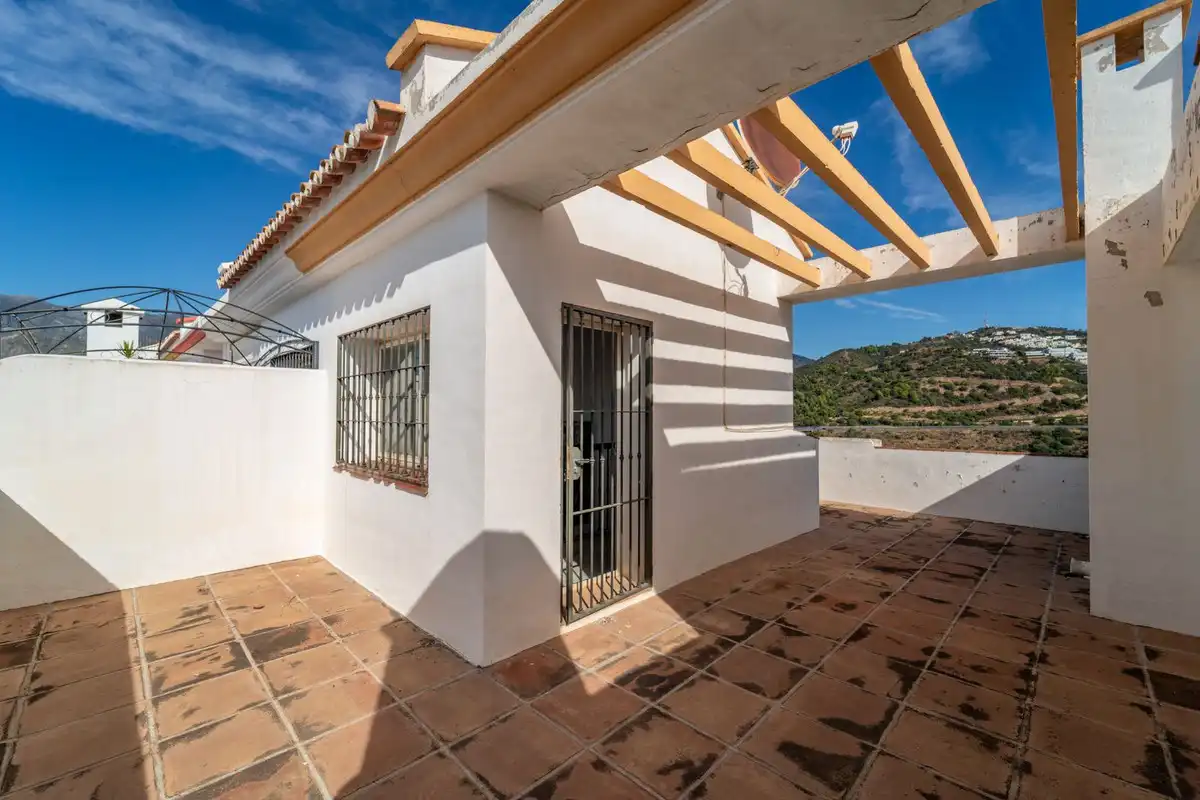Casa con piscina en venta en Milla de Oro, imagen 25