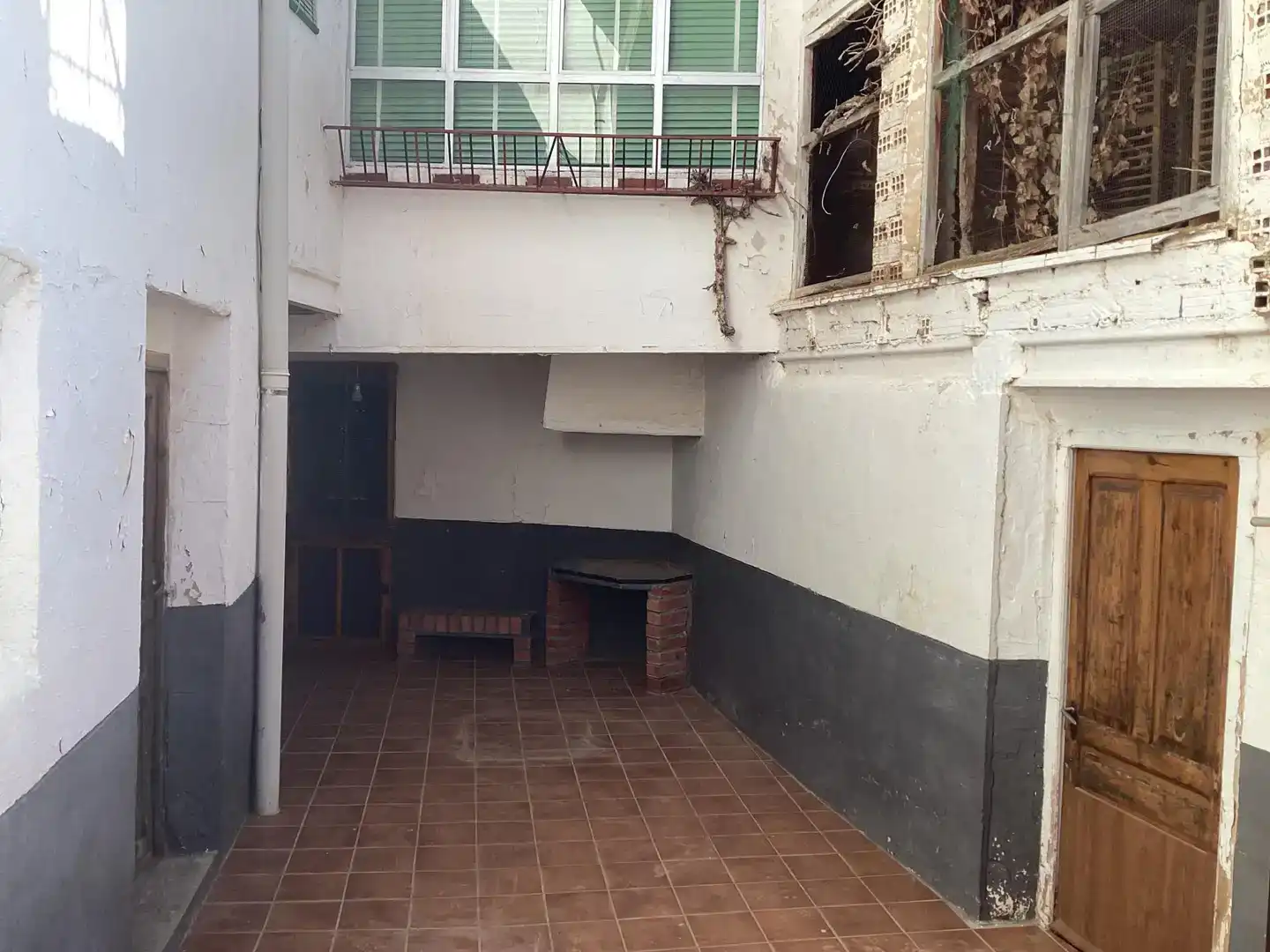 Casa o xalet en venda en Alfambra amb Balcó
