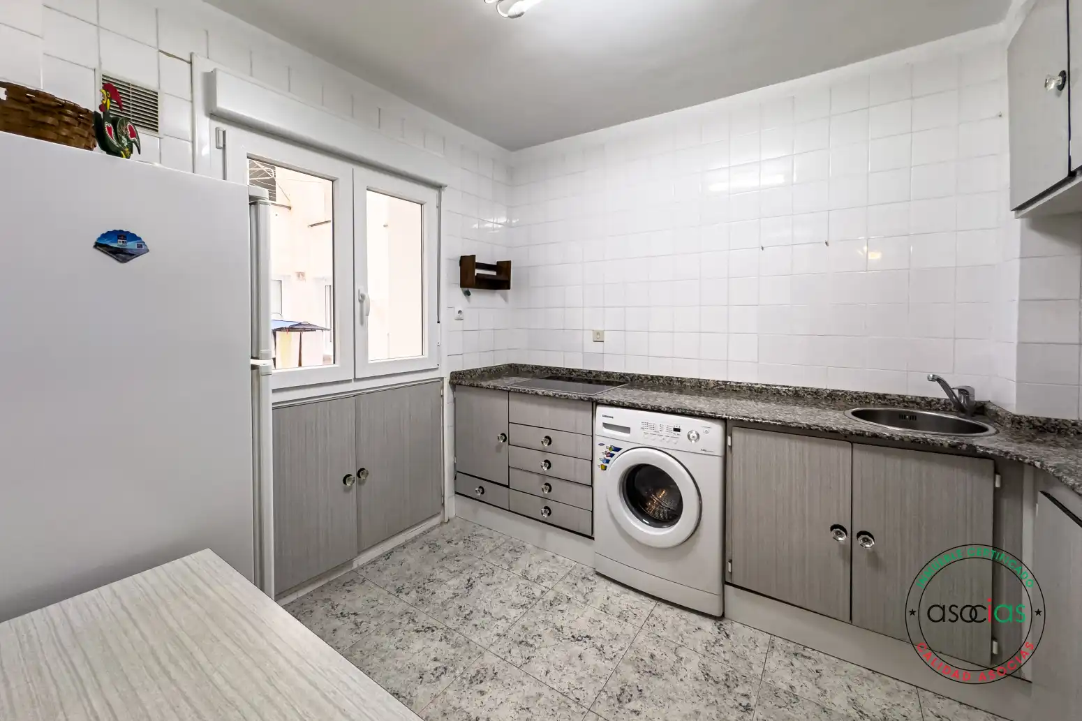 Cocina de Piso en venta en Gijón  con Parquet y Terraza
