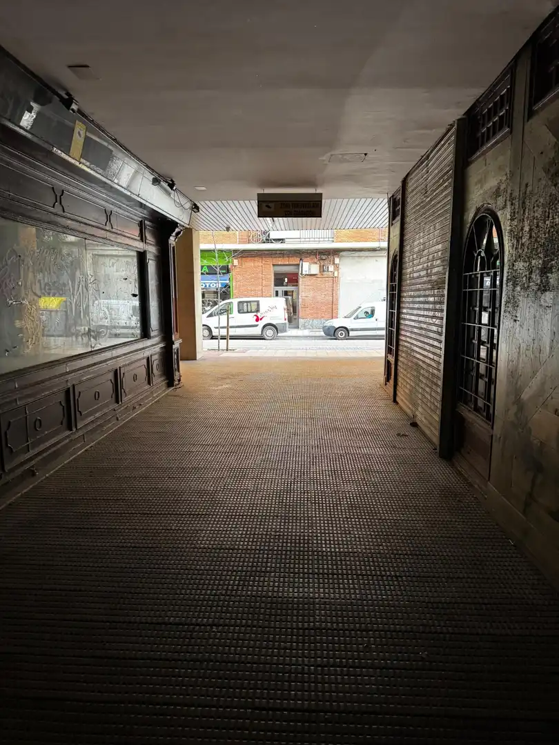 Local comercial en venda a Calle PADRE FRANCISCO SUAREZ