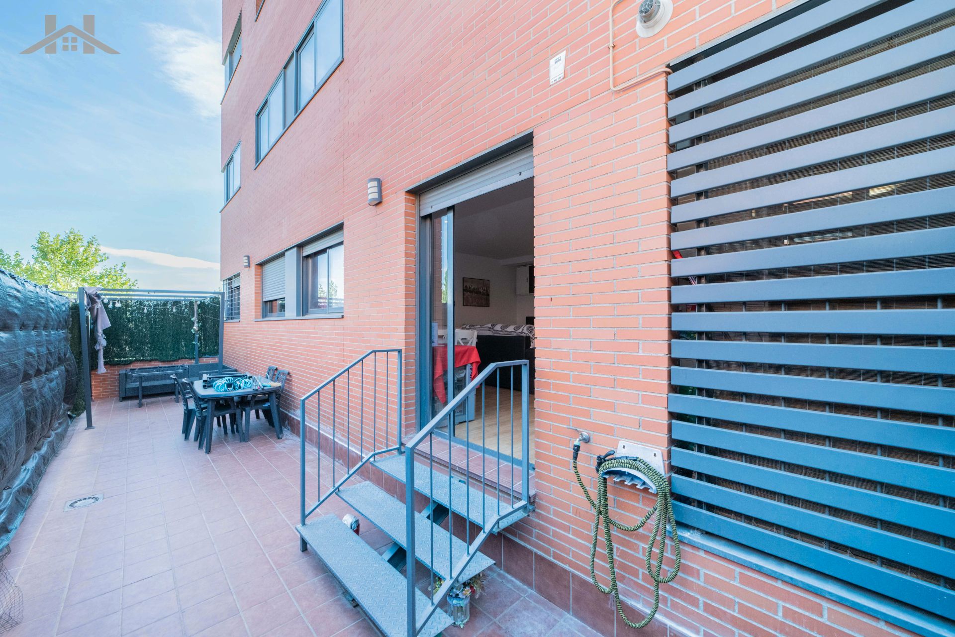 Exterior view of Flat for sale in Arroyomolinos (Madrid)  with Heating, Private garden and Storage room