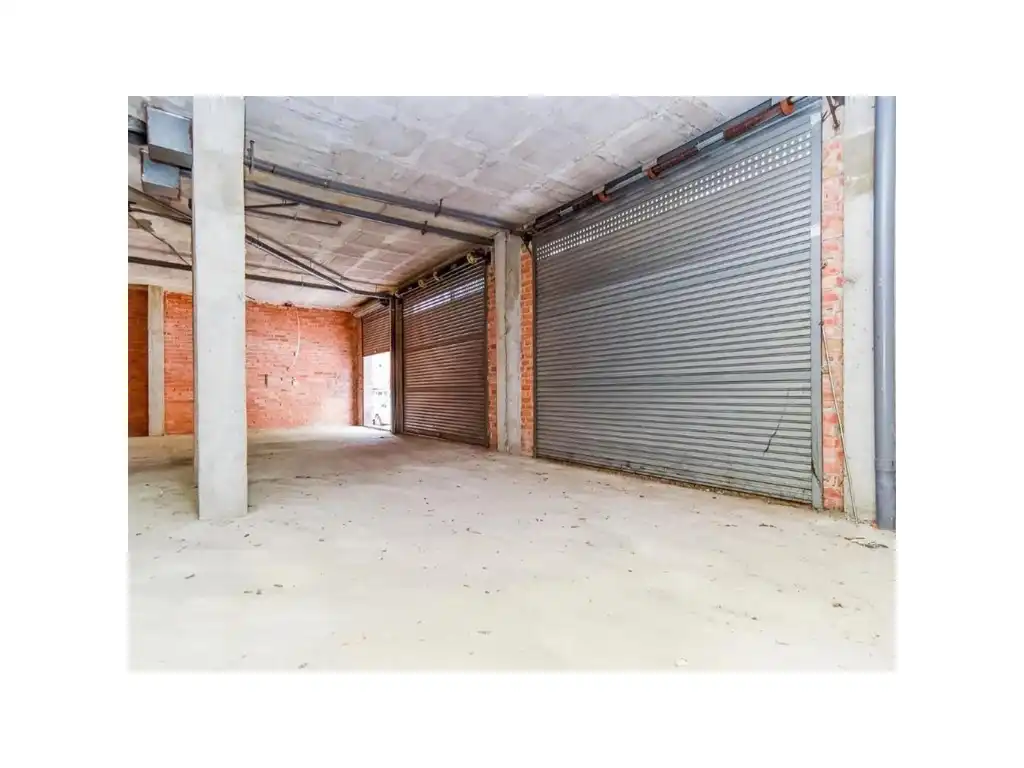 Local comercial en venta en Llevant, imagen 2