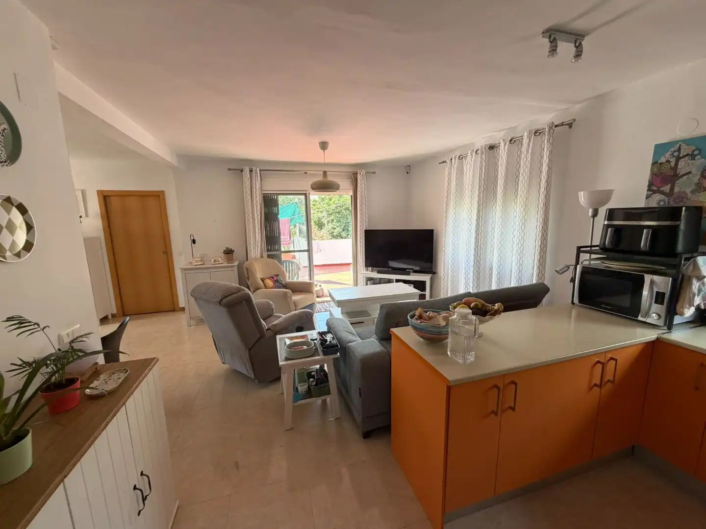 Sala d'estar de Casa o xalet en venda en Añoreta Baja
