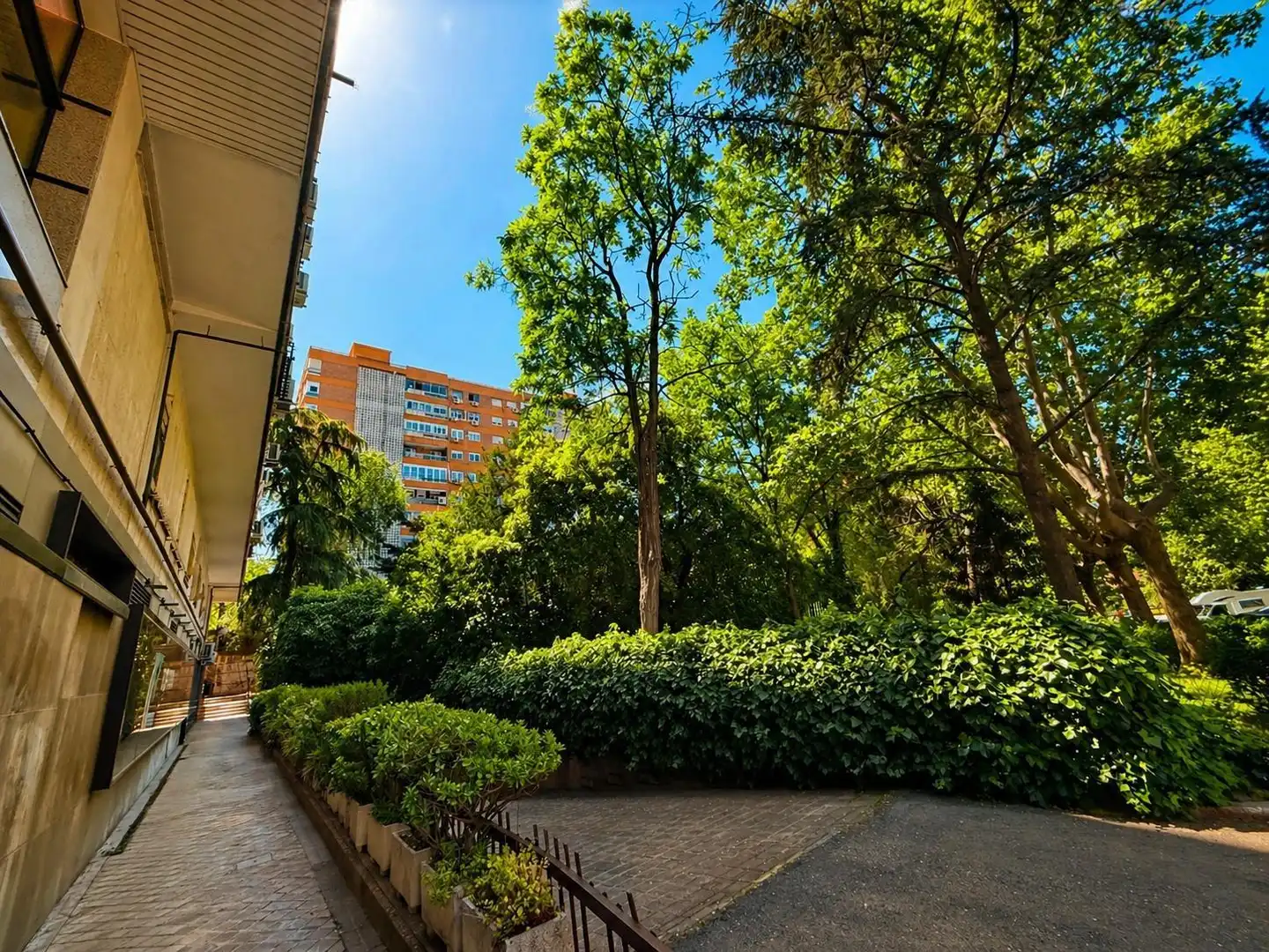 Vista exterior de Pis en venda en Madrid amb Aire condicionat, Calefacció i Parquet