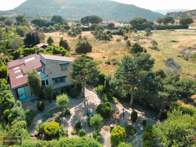 Casa-chalet en Venta en Calle de las Canteras en El Berrueco