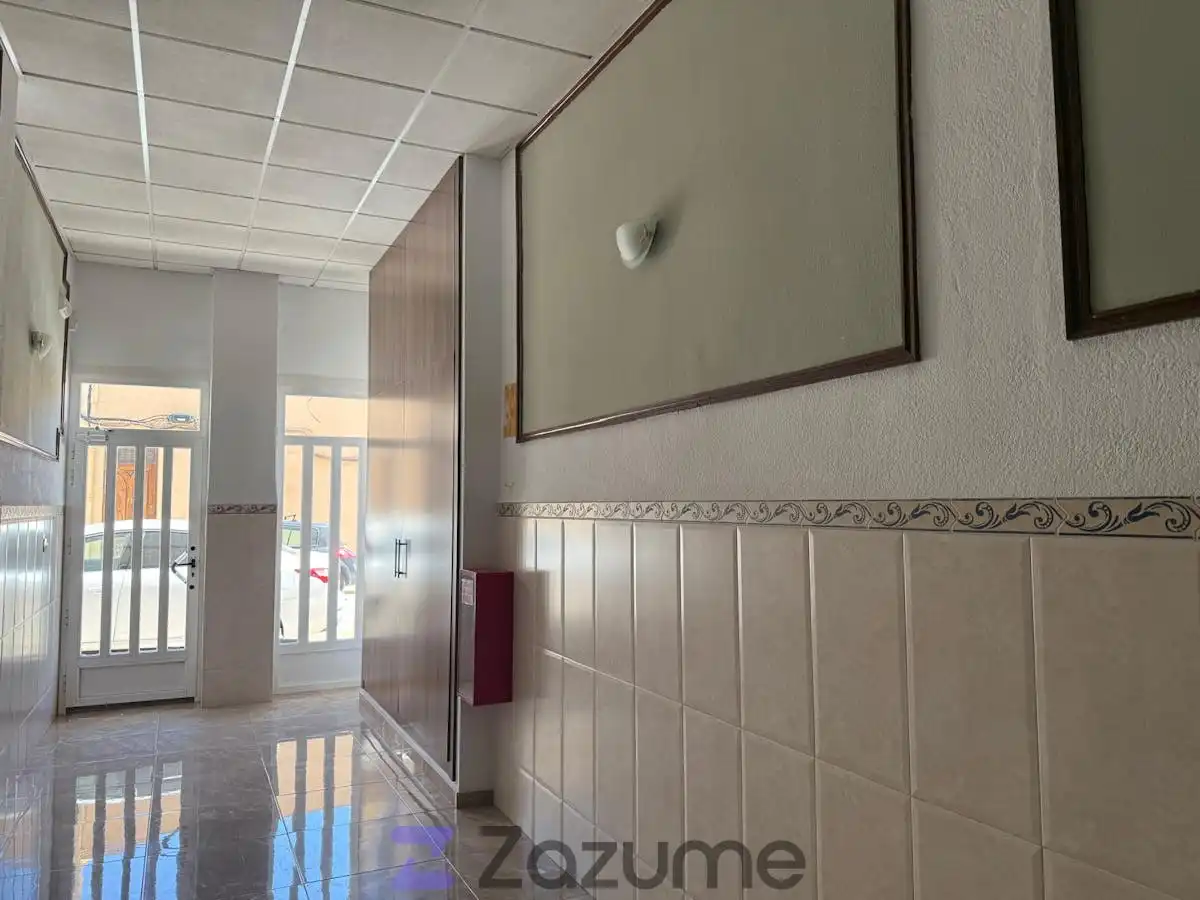 Piso de alquiler en Requena con Amueblado, Horno y Lavadora